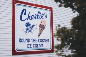 custom made sign depicting an ice cream shop